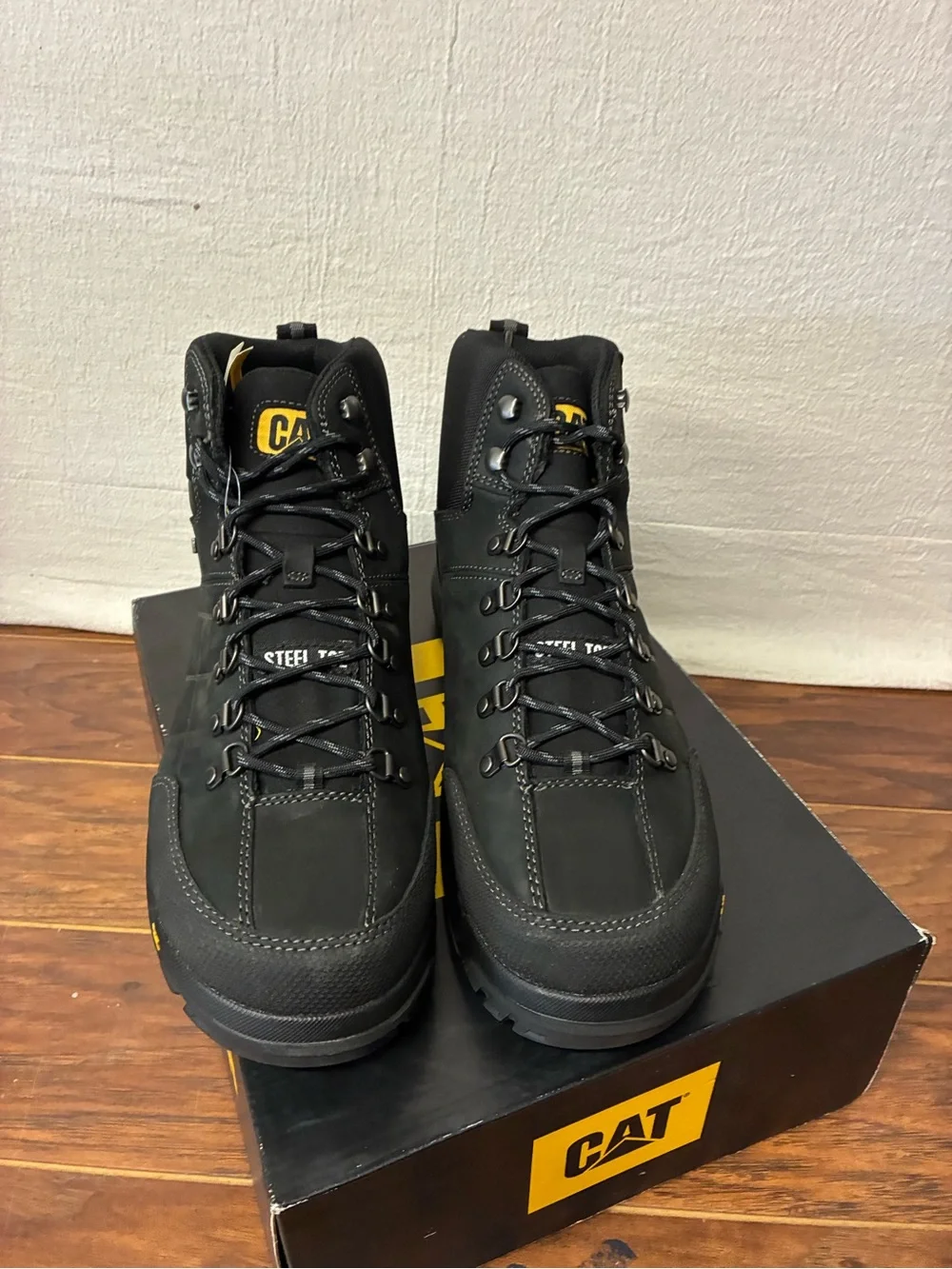 Caterpillar Black Men's Rugged Lace-Up Work Boots Size 12